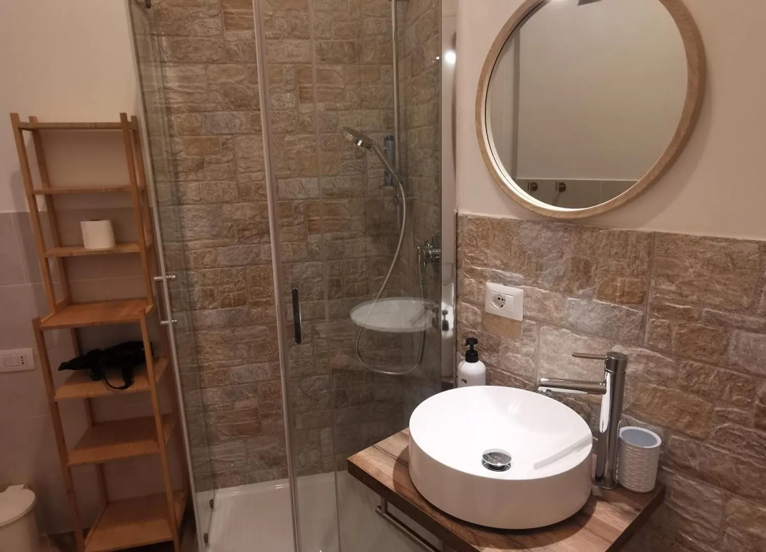 ベッド・アンド・ブレックファスト La Finestra Sul Mondo B&B ローマ イタリア