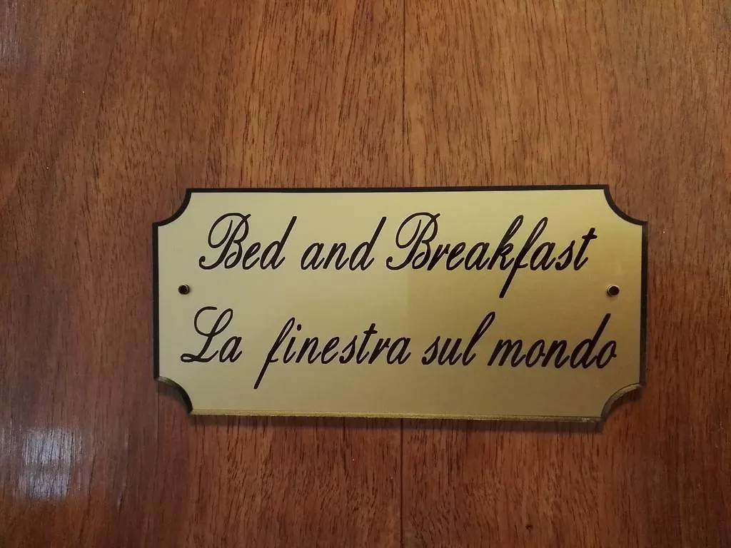 La Finestra Sul Mondo B&B ローマ 0*,